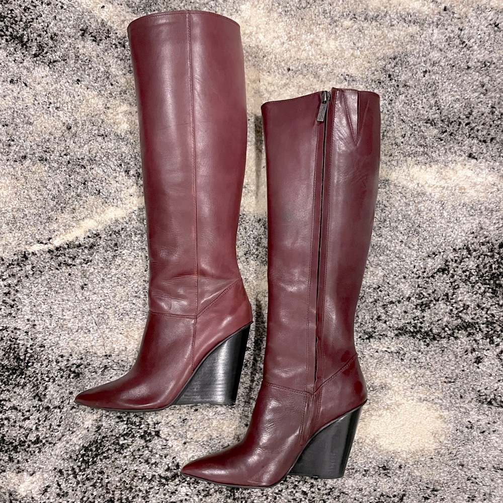 Beautiful burgundy Kenneth Cole leather wedge boots size 5